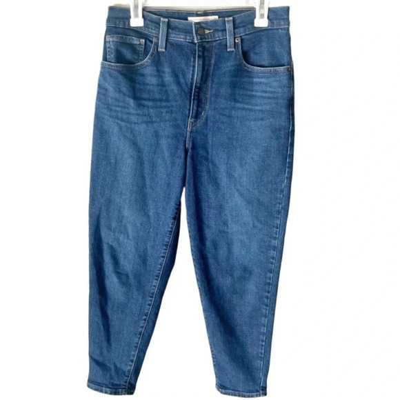 Levi's Jeans Women's 30 High Waisted Mom Jeans in Winter Cloud Wash - Picture 2 of 9